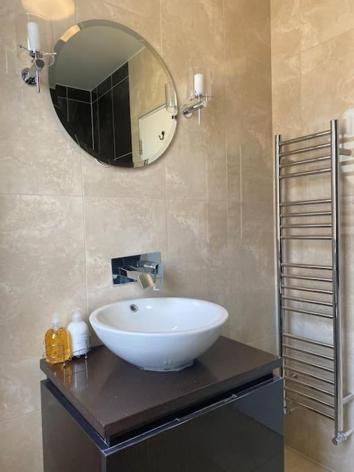 דירות Luxury Apart London Bridge מראה חיצוני תמונה